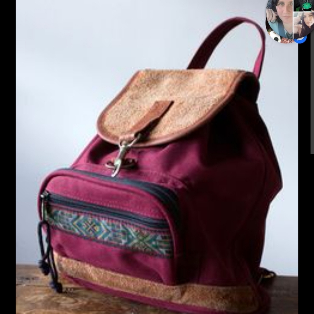ISO Y2K/90S MINI BACKPACK- DO NOT BUY LISTING